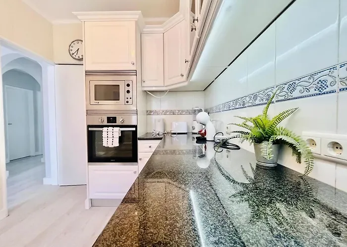 Apartment Brisamar Villas: Sol, Mar, Serenidade *