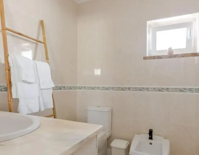 Apartment Brisamar Villas: Sol, Mar, Serenidade Albufeira